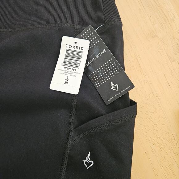 Torrid Performance Core 9 Inch Active Bike Short High Rise Black Sz 5 28 NWT - Picture 4 of 7